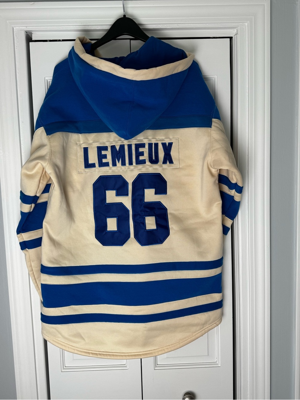 Vintage Pittsburgh Penguins Cream and Blue Lace-Up Hoodie - Mario Lemieux - Picture 2 of 4